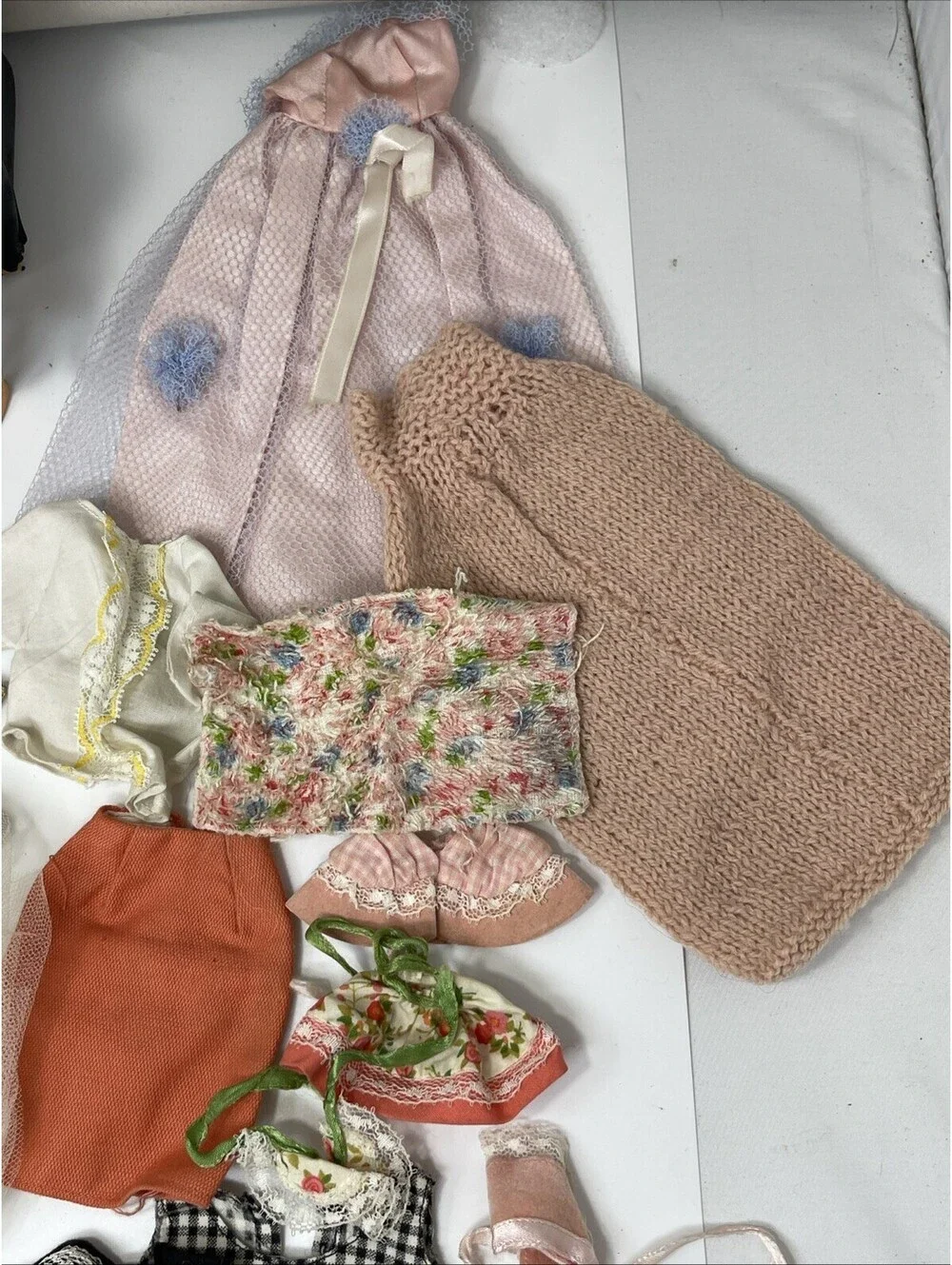 Vintage Barbie Doll Lot 1960s 1970s Mattel Case Clothing Accessories Outfits